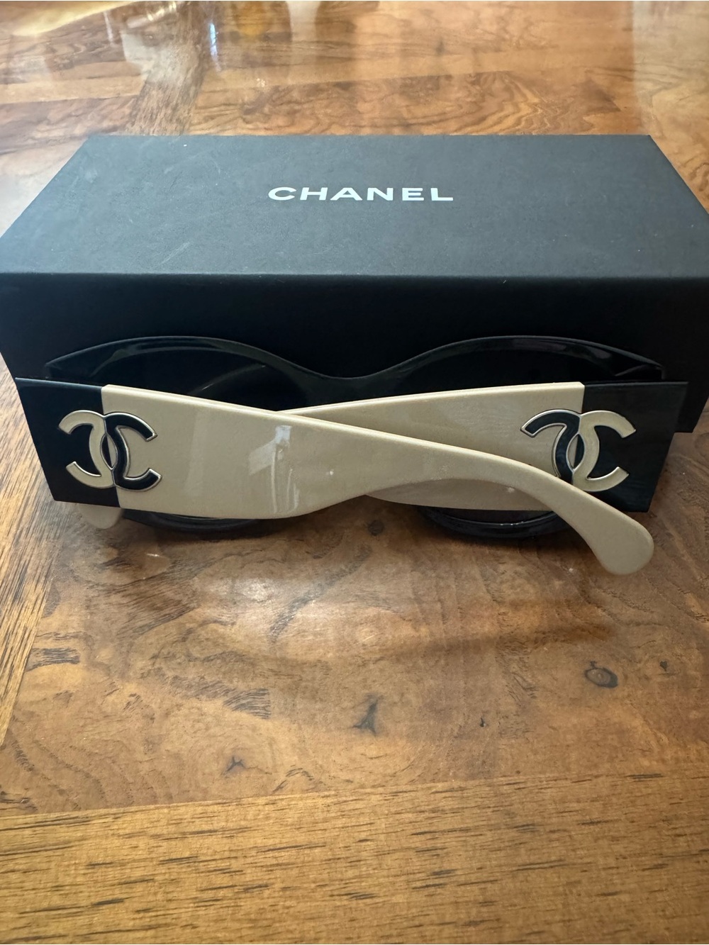 Chanel Oval Sunglasses Beige/black with case, box - Picture 3 of 12